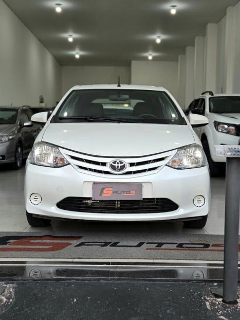 TOYOTA Etios Hatch 1.5 16V 4P FLEX XS, Foto 1