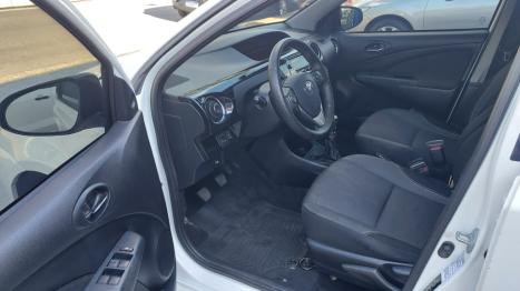 TOYOTA Etios Hatch 1.5 16V 4P FLEX XS, Foto 5