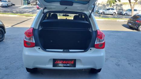 TOYOTA Etios Hatch 1.5 16V 4P FLEX XS, Foto 9