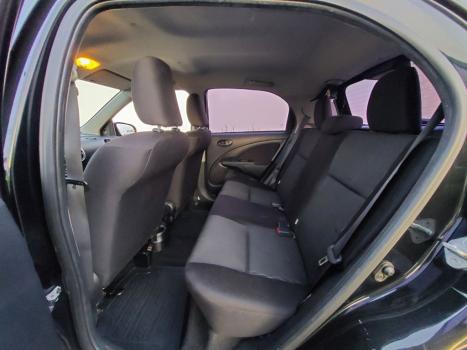 TOYOTA Etios Hatch 1.3 16V 4P FLEX X, Foto 11