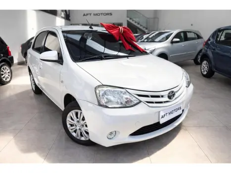 TOYOTA Etios Hatch 1.5 16V 4P FLEX XS, Foto 2