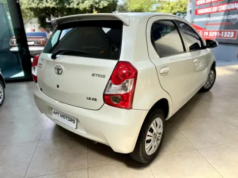 TOYOTA Etios Hatch 1.5 16V 4P FLEX XS, Foto 4