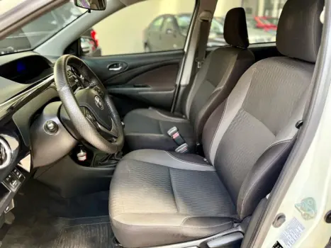 TOYOTA Etios Hatch 1.5 16V 4P FLEX XS, Foto 6