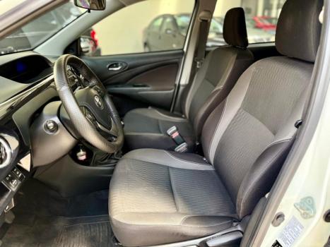 TOYOTA Etios Hatch 1.5 16V 4P FLEX XS, Foto 6