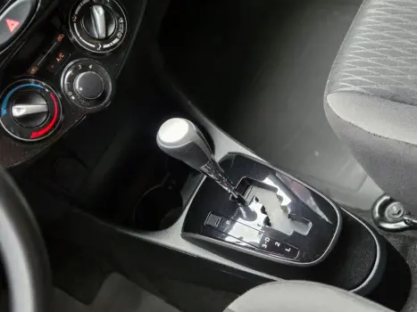 TOYOTA Etios Hatch 1.3 16V 4P FLEX X, Foto 12