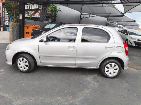 TOYOTA Etios Hatch 1.3 16V 4P FLEX X, Foto 4