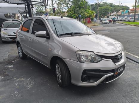 TOYOTA Etios Hatch 1.3 16V 4P FLEX X, Foto 6