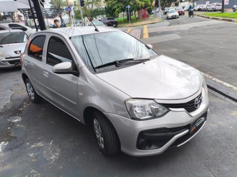 TOYOTA Etios Hatch 1.3 16V 4P FLEX X, Foto 8