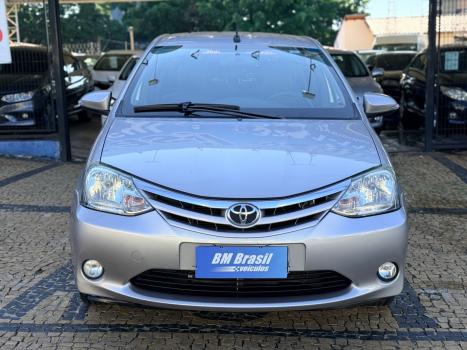 TOYOTA Etios Hatch 1.5 16V 4P FLEX XLS AUTOM�TICO, Foto 2