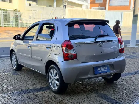TOYOTA Etios Hatch 1.5 16V 4P FLEX XLS AUTOM�TICO, Foto 6