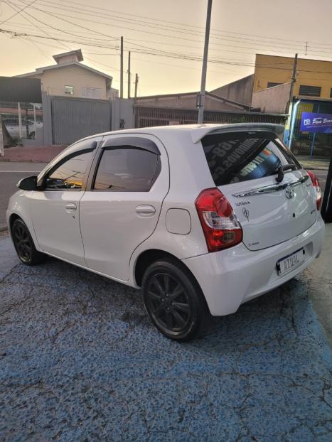 TOYOTA Etios Hatch 1.5 16V 4P FLEX XLS, Foto 6