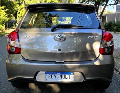 TOYOTA Etios Hatch 1.5 16V 4P FLEX X PLUS AUTOM�TICO, Foto 6