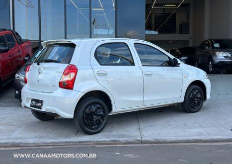 TOYOTA Etios Hatch 1.3 16V 4P FLEX X AUTOM�TICO, Foto 6