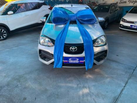 TOYOTA Etios Hatch 1.5 16V 4P FLEX X PLUS AUTOM�TICO, Foto 2