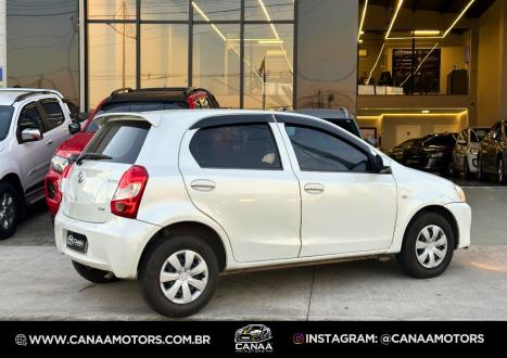TOYOTA Etios Hatch 1.3 16V 4P FLEX X, Foto 6
