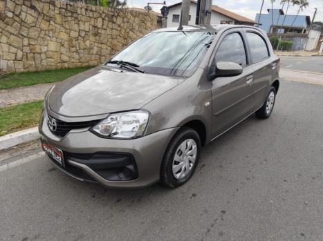 TOYOTA Etios Hatch 1.5 16V 4P FLEX XS, Foto 3