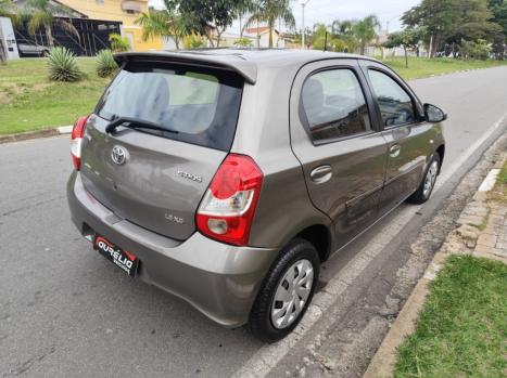 TOYOTA Etios Hatch 1.5 16V 4P FLEX XS, Foto 6