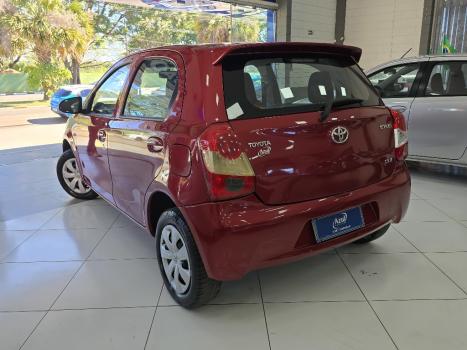 TOYOTA Etios Hatch 1.3 16V 4P FLEX X, Foto 4