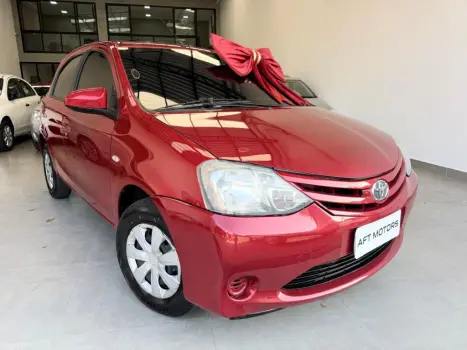 TOYOTA Etios Hatch 1.3 16V 4P FLEX X, Foto 2