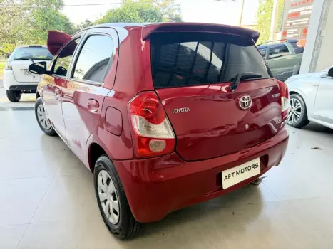 TOYOTA Etios Hatch 1.3 16V 4P FLEX X, Foto 3