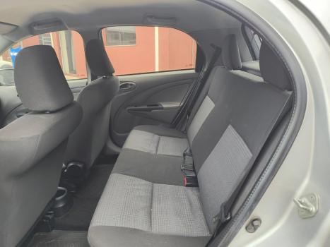 TOYOTA Etios Hatch 1.3 16V 4P FLEX XS, Foto 4