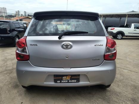 TOYOTA Etios Hatch 1.3 16V 4P FLEX XS, Foto 6