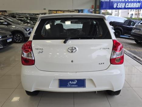 TOYOTA Etios Hatch 1.3 16V 4P FLEX X, Foto 5