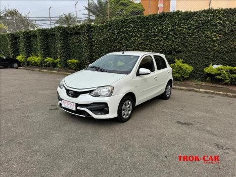 TOYOTA Etios Hatch 1.3 16V 4P FLEX, Foto 4