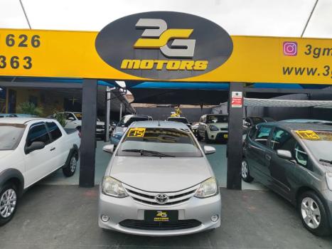 TOYOTA Etios Hatch 1.3 16V 4P FLEX X, Foto 2