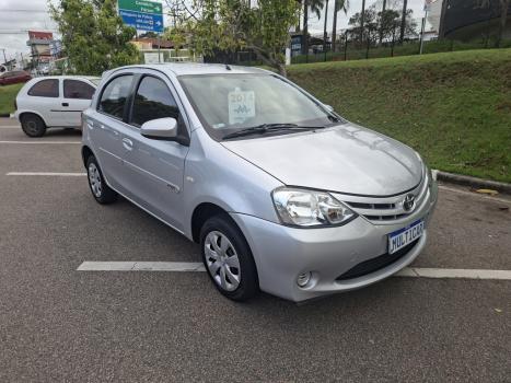 TOYOTA Etios Hatch 1.5 16V 4P FLEX XS, Foto 3