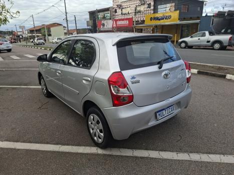 TOYOTA Etios Hatch 1.5 16V 4P FLEX XS, Foto 6