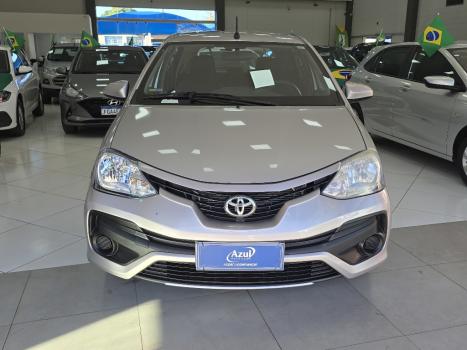 TOYOTA Etios Hatch 1.5 16V 4P FLEX XS AUTOMÁTICO, Foto 2