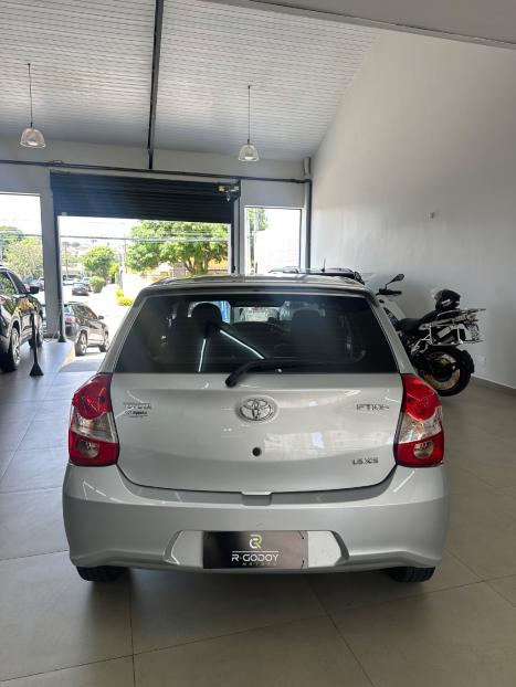 TOYOTA Etios Hatch 1.5 16V 4P FLEX XS, Foto 5