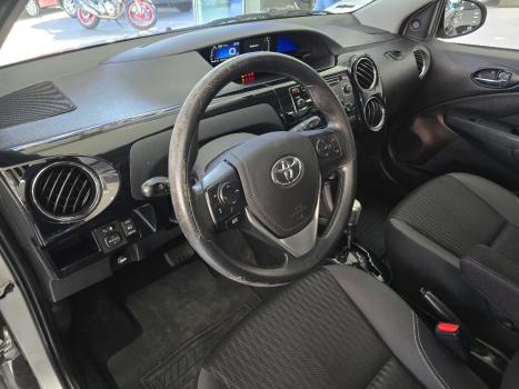 TOYOTA Etios Hatch 1.5 16V 4P FLEX XS AUTOMÁTICO, Foto 11