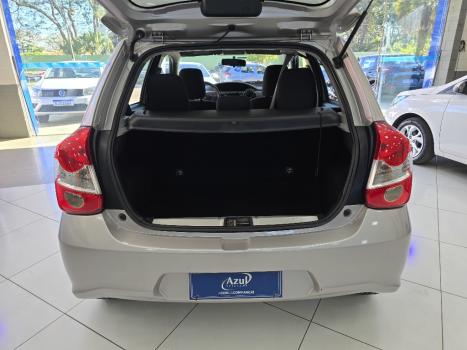 TOYOTA Etios Hatch 1.5 16V 4P FLEX XS AUTOMÁTICO, Foto 15