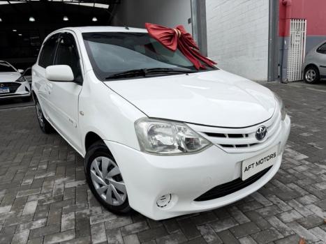 TOYOTA Etios Hatch 1.3 16V 4P FLEX EX, Foto 2