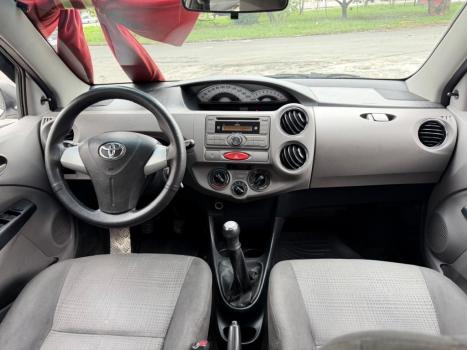 TOYOTA Etios Hatch 1.3 16V 4P FLEX EX, Foto 5
