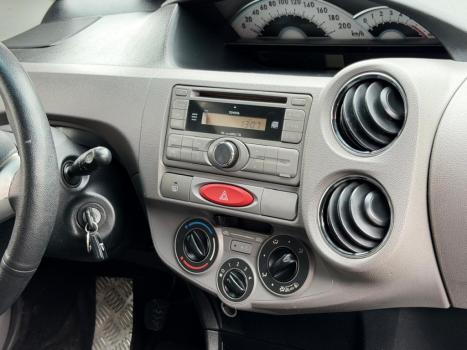 TOYOTA Etios Hatch 1.3 16V 4P FLEX EX, Foto 6