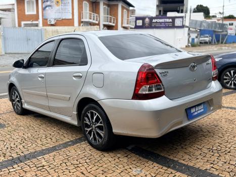 TOYOTA Etios Hatch 1.5 16V 4P FLEX PLATINUM AUTOMÁTICO, Foto 6