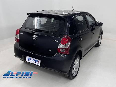 TOYOTA Etios Hatch , Foto 3