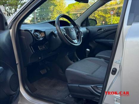 TOYOTA Etios Hatch , Foto 5