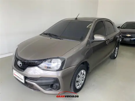 TOYOTA Etios Sedan 1.5 16V 4P FLEX X PLUS AUTOMTICO, Foto 1
