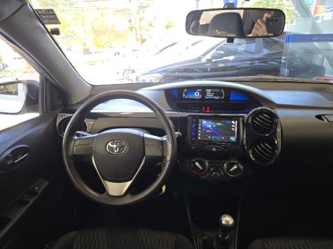 TOYOTA Etios Sedan 1.3 16V 4P FLEX X, Foto 10