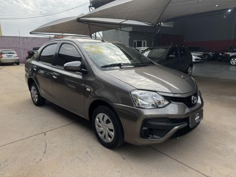 TOYOTA Etios Sedan 1.5 16V 4P FLEX XS, Foto 2