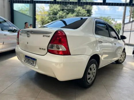 TOYOTA Etios Sedan 1.5 16V 4P FLEX XLS, Foto 4