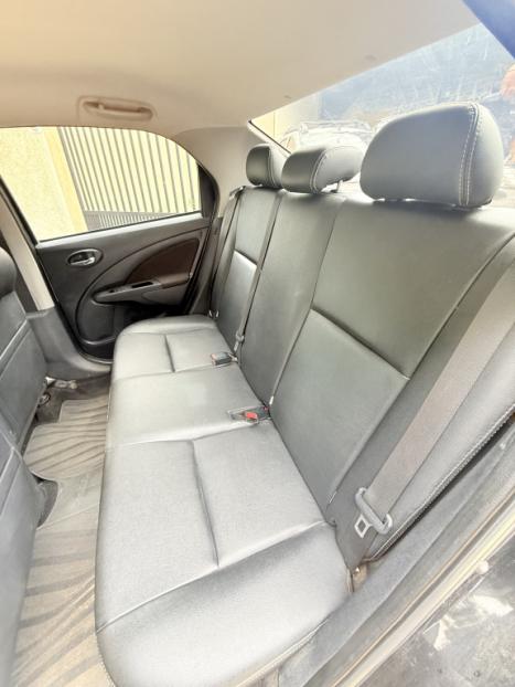 TOYOTA Etios Sedan 1.5 16V 4P FLEX XLS AUTOM�TICO, Foto 2