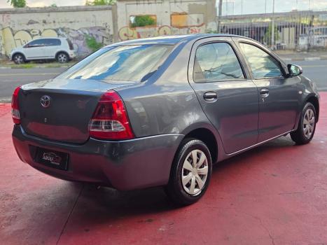 TOYOTA Etios Sedan 1.5 16V 4P FLEX XS, Foto 2