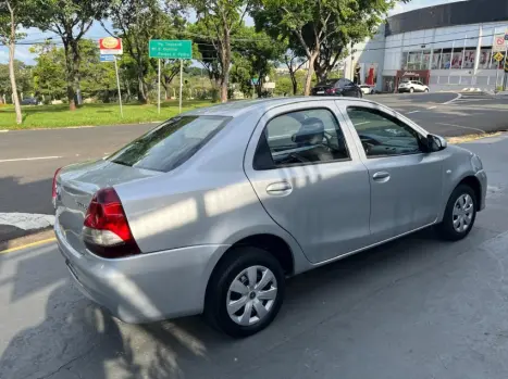 TOYOTA Etios Sedan 1.5 16V 4P FLEX X, Foto 6