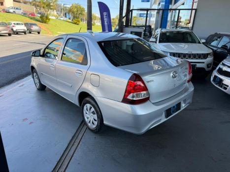 TOYOTA Etios Sedan 1.5 16V 4P FLEX X, Foto 4