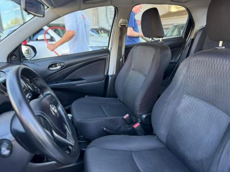 TOYOTA Etios Sedan 1.5 16V 4P FLEX X, Foto 9